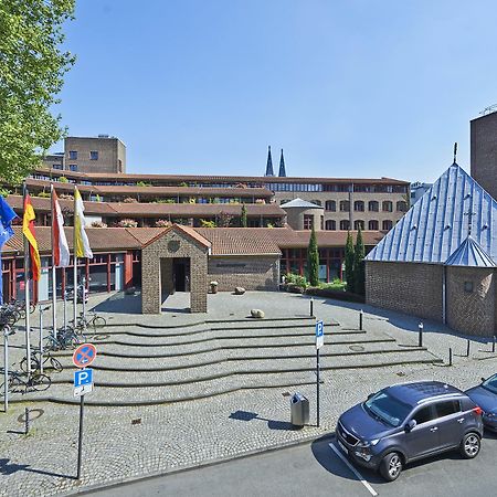Maternushaus Hotel Koln Bagian luar foto