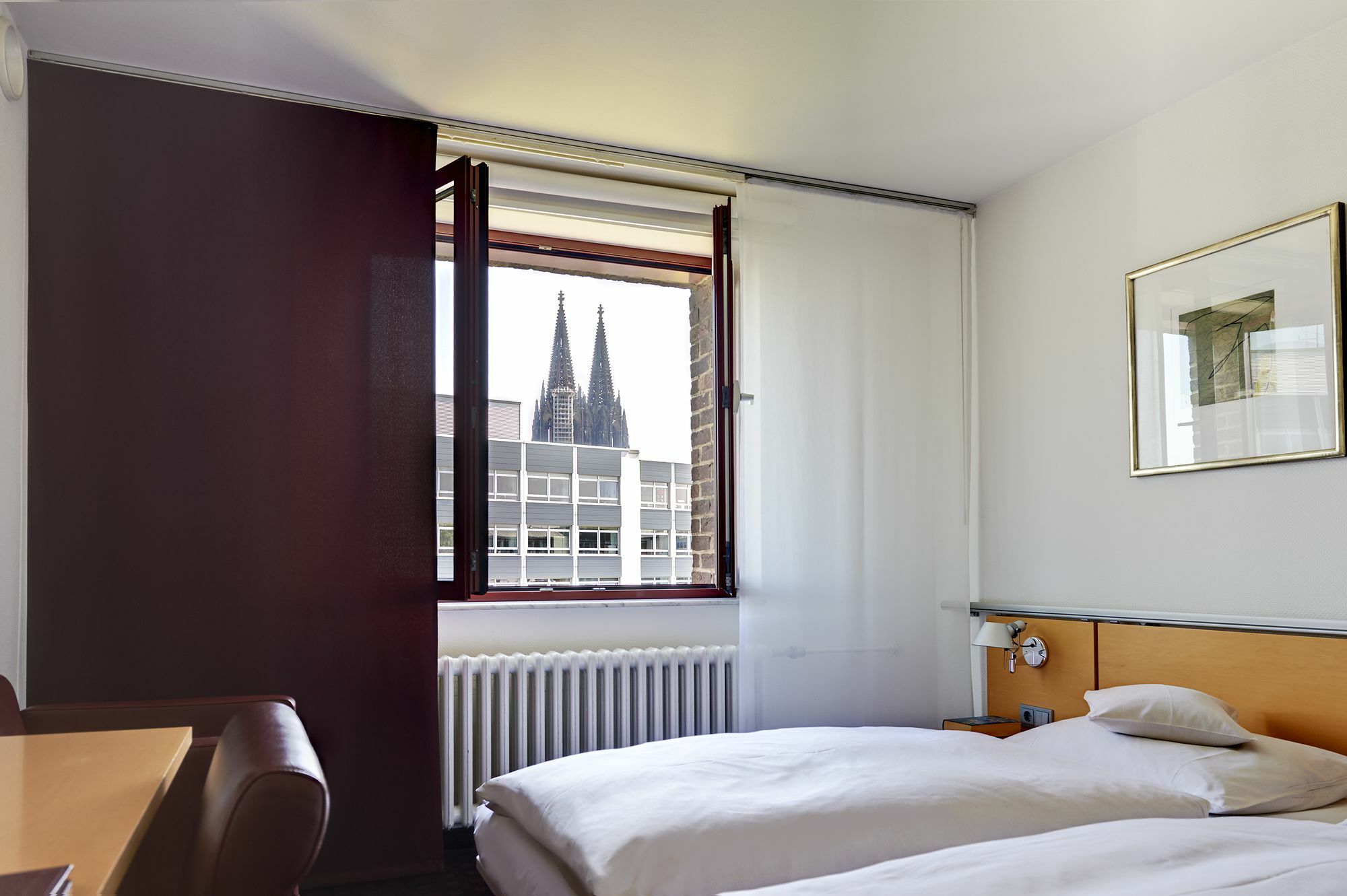 Maternushaus Hotel Koln Bagian luar foto